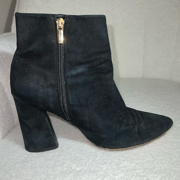 Vince Camuto Shoes - Vince Camuto Black Ankle Boots